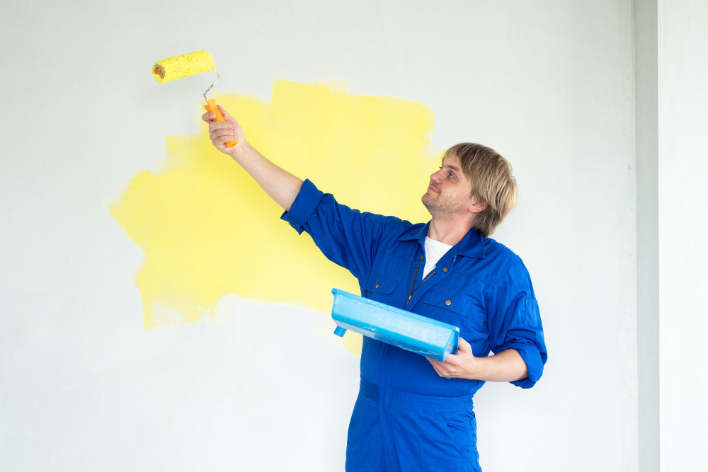 How to Manage a Painting Project During Business Hours