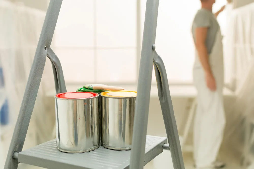 When to Call in an Interior Painting Company